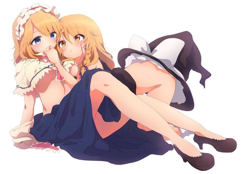 __alice_margatroid_and_kirisame_marisa_touhou_drawn_by_nva222__sample-8f31f45443.jpg